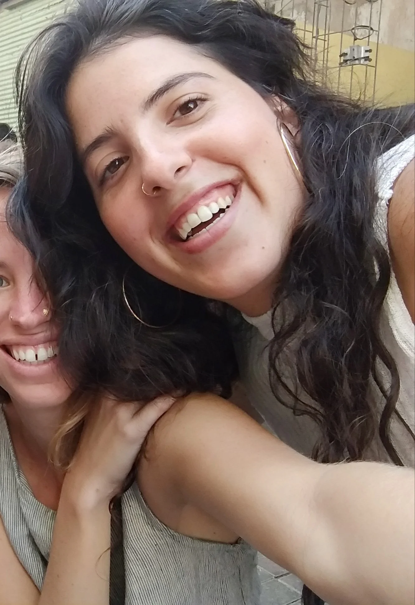 Chen Ben-Naim, Librairie