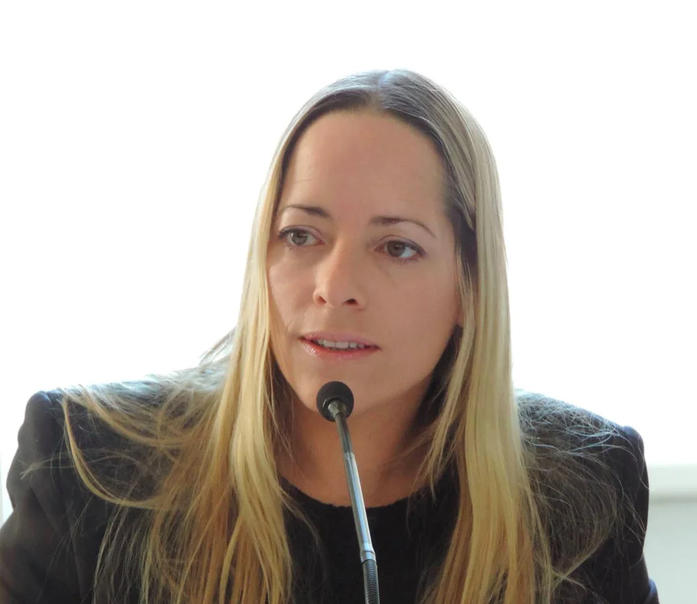 Urgency: ¡Never the Same!