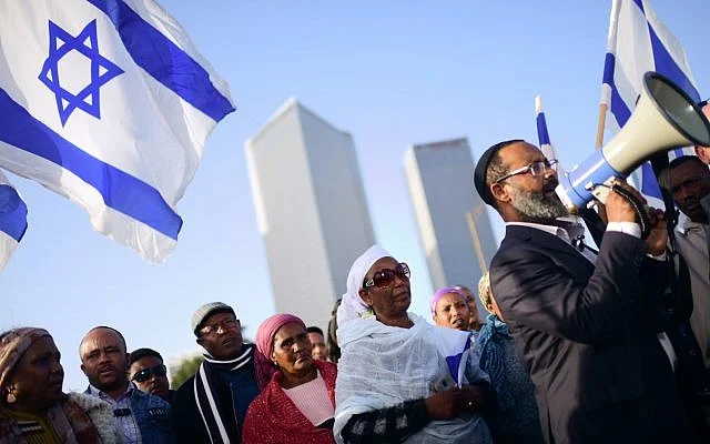 Tomer Neuberg-Flash90.jpg